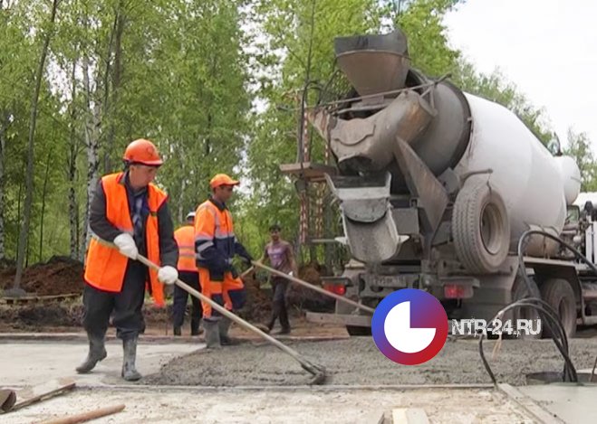 В день открытия городского парка в Нижнекамске телевышка засверкает как Эйфелева башня