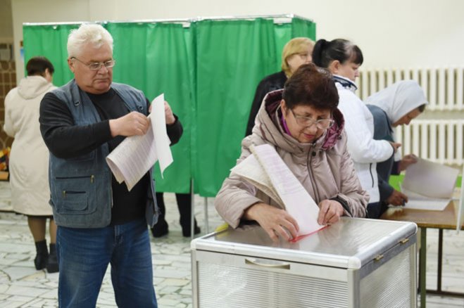 В Нижнекамске проходит предварительное голосование за кандидатов в Госдуму от партии «Единая Россия»