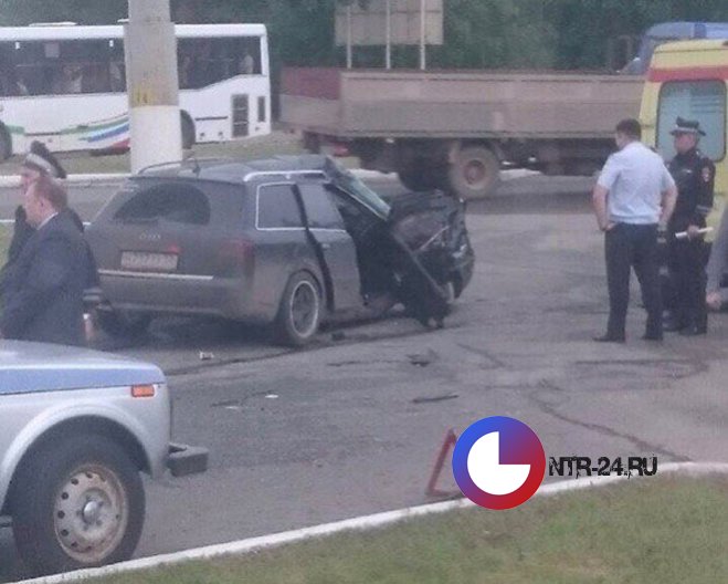 В Нижнекамске легковушка столкнулась с автобусом