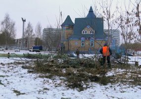 Новогодняя елка из парка аттракционов в Нижнекамске «переедет» в другое место