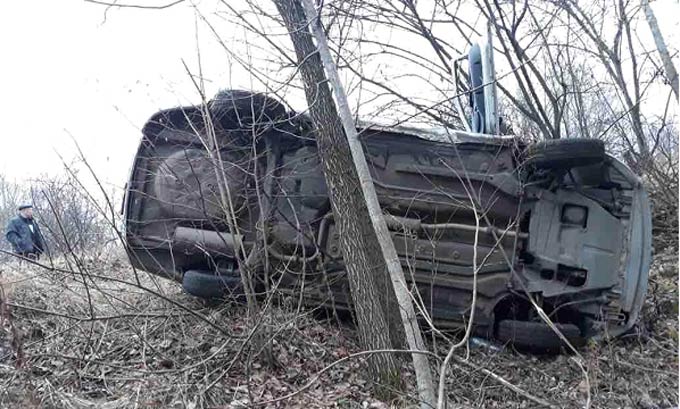 На дороге в промзону Нижнекамска «LАDА GRАNТА» вылетела в кювет