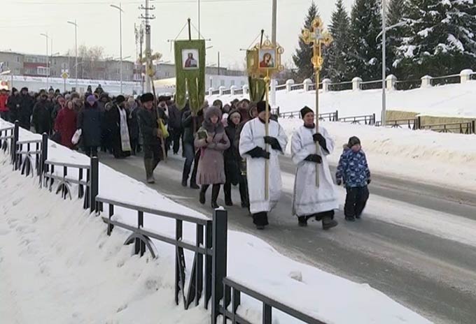 Епископ Чистопольский и Нижнекамский Пармен проведет в Нижнекамске службу в честь Крещения