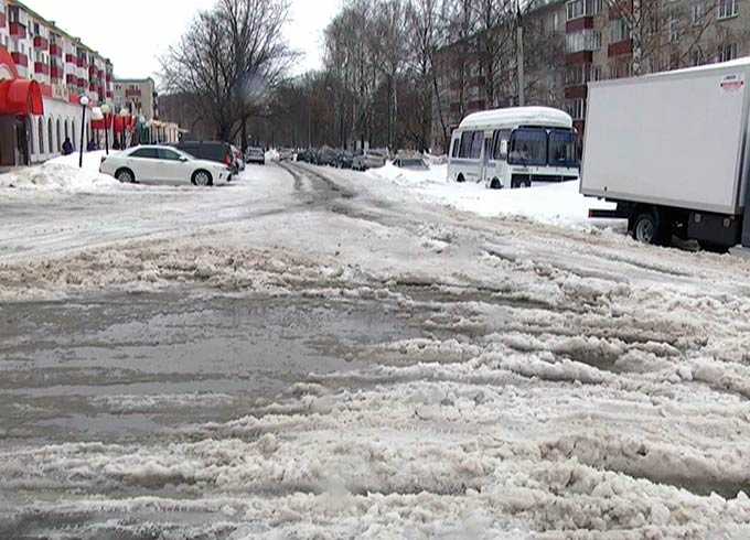 Жительница Нижнекамска возмущена отписками об уборке улиц от снега