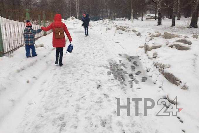 В Нижнекамске идет мокрый снег, на термометрах - 0