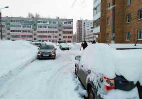 В Нижнекамске водитель сломал ногу 10-летней школьнице, шедшей на занятия