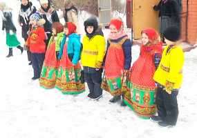 Нижнекамцев угостили казачьей ухой на проводах Масленицы