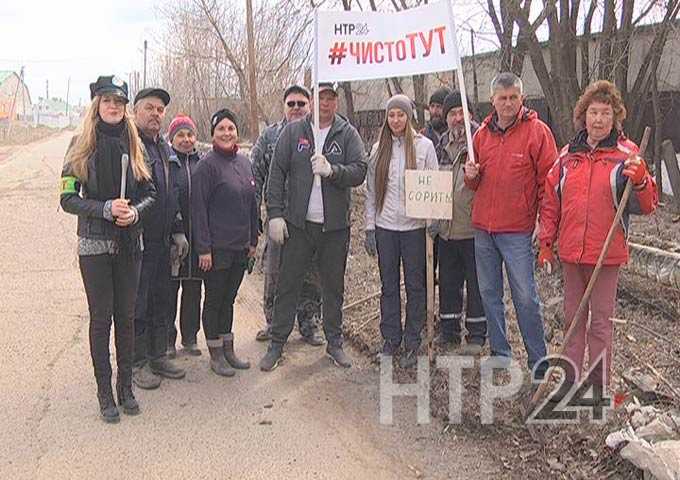 Жители поселка Строителей навели порядок на улице Якты