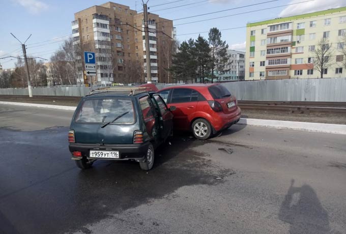 В Нижнекамске в ДТП погиб 83-летний водитель