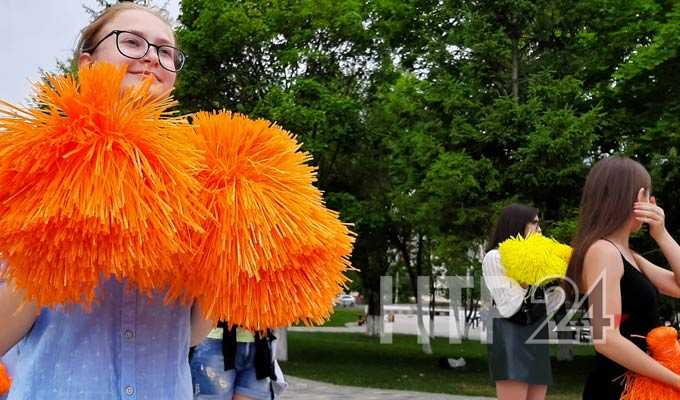 В Нижнекамске школьники готовятся к выпускному балу