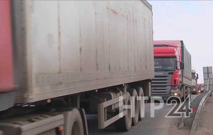 В Татарстане на оживленной трассе погиб пешеход