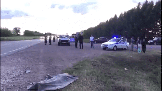 В Татарстане женщину сбила легковушка, а затем переехала другая машина