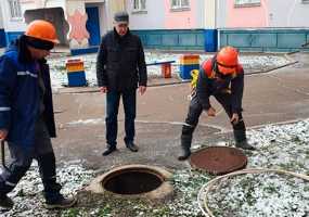 В Нижнекамске выявят все открытые канализационные люки