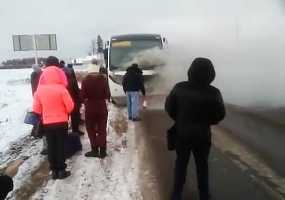 В Татарстане загорелся пассажирский автобус, ехавший по маршруту Агрыз - Челны