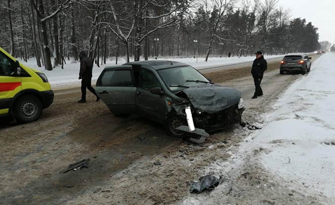 В Нижнекамске в ДТП с участием двух «Калин» пострадали 4 человека