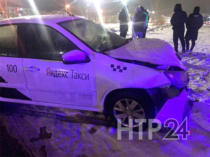 Попавший в ДТП нижнекамский таксист до этого 22 раза нарушал ПДД