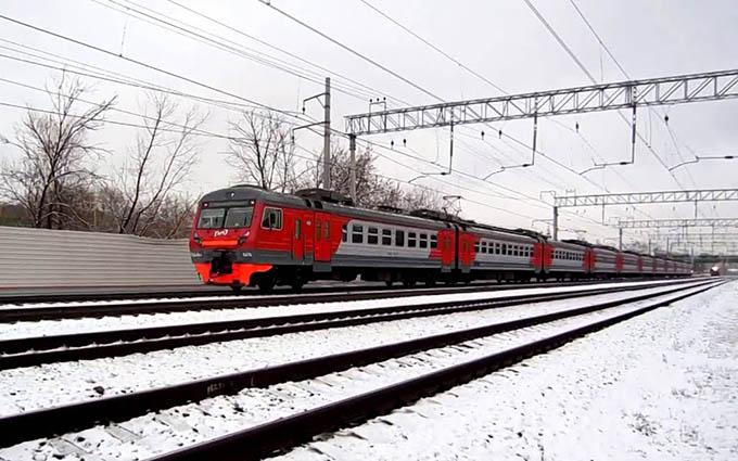 Двойная смерть под поездом: у погибшего не нашли голову