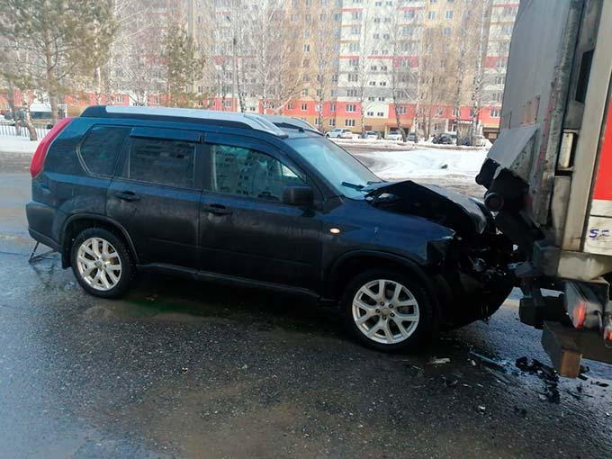 В результате ДТП в Нижнекамске госпитализировали беременную женщину