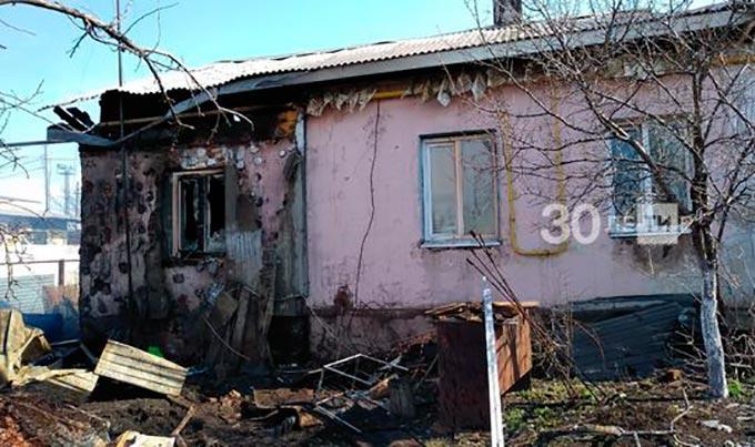 В Татарстане пожарные спасли от уничтожения дом на две семьи