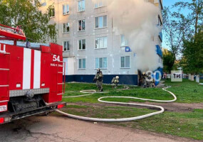 В Татарстане очевидец спас из горящей мастерской мужчину