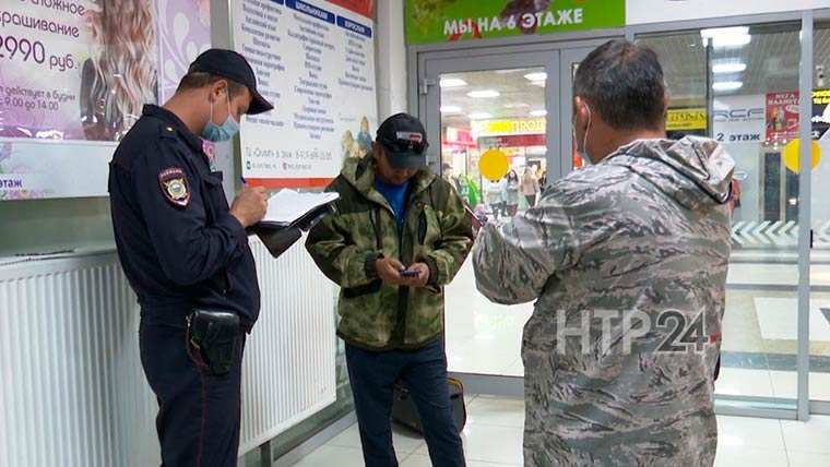 Более 100 протоколов: в нижнекамских магазинах снова начали проверять, носят ли покупатели маски