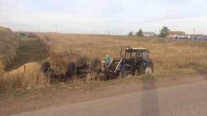 Татарстанец погиб, катаясь в прицепе трактора