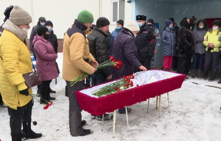 В Нижнекамске простились с кинологом Мариной Анисимовой