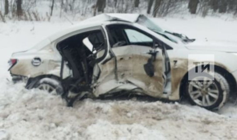 В Татарстане дети избежали гибели в ДТП благодаря детским креслам