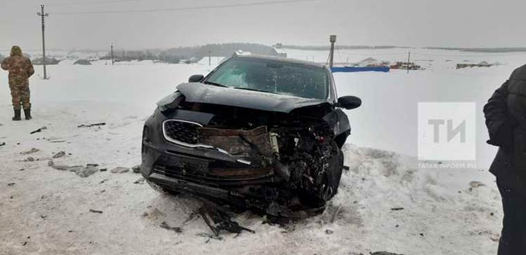 В Татарстане годовалый ребенок и его отец погибли в страшном ДТП