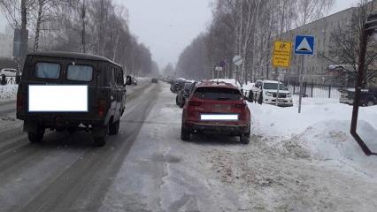 В Нижнекамске машина сбила двух детей на пешеходном переходе