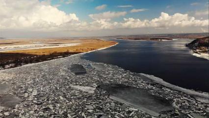 Нижнекамцы вспоминают, как ровно год назад, 15 марта, тронулась Кама