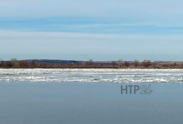 На Каме около Нижнекамска начался ледоход