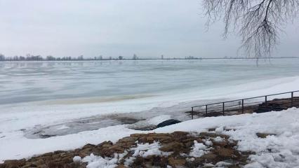 На реке Кама продолжает понижаться уровень воды