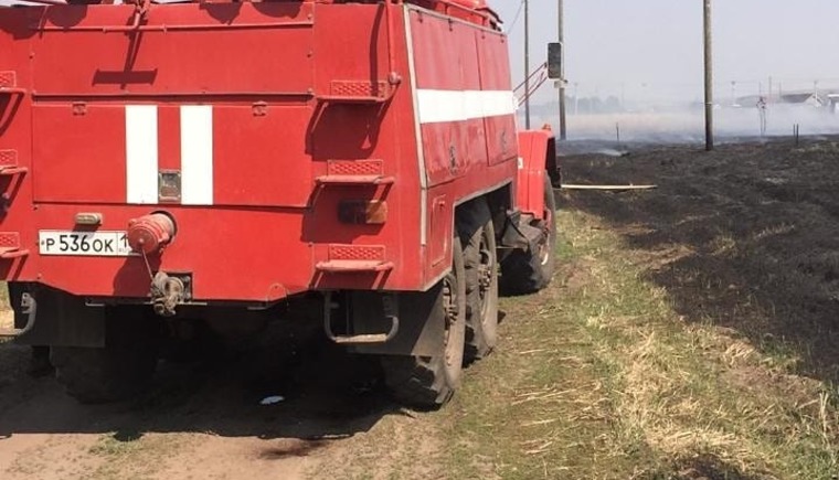 В селе под Нижнекамском потушили пожар