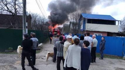 У нижнекамцев на дачах сгорели сарай и беседка