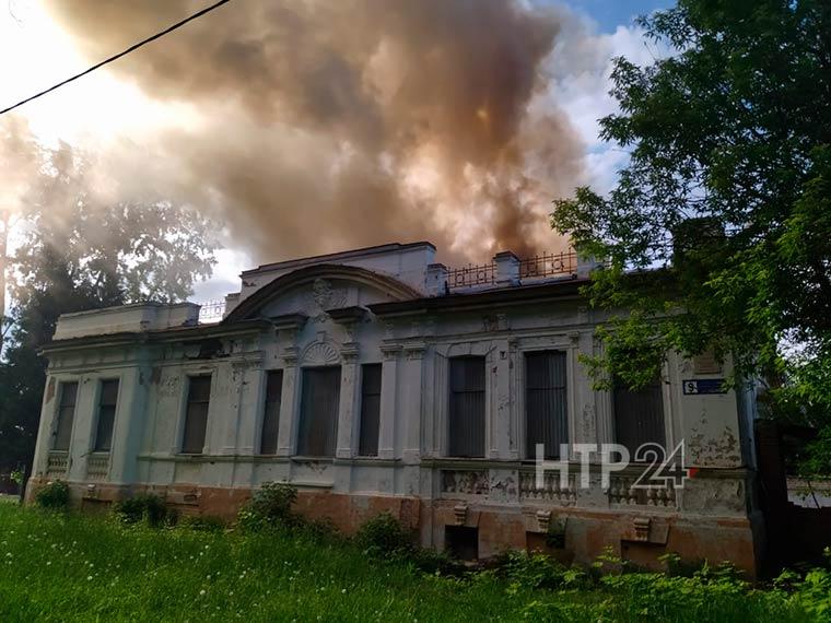 Пожару в усадьбе Стахеевых в Нижнекамске присвоен первый ранг сложности