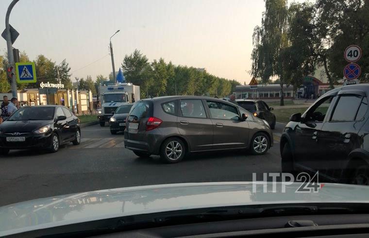 В Нижнекамске легковушка сбила двоих детей на велосипеде