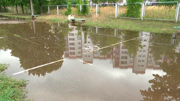 Потоп в Нижнекамске мешает горожанам заниматься спортом