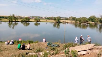 В Татарстане мужчина утонул в реке на глазах отдыхающих