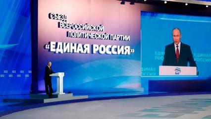 Путин заявил, что помимо пенсионеров и военных, выплаты получат полицейские и курсанты