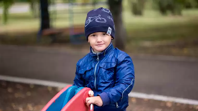 Жители Нижнекамска могут облегчить жизнь 4-летнего мальчика, который уже пережил пять сложных операций