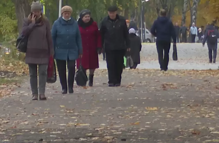 Нижнекамцы и жители района жалуются на плохое самочувствие из-за едкого запаха гари