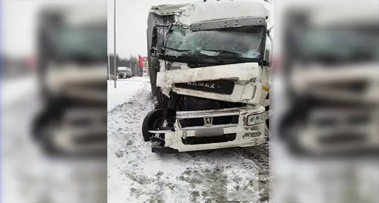 В Татарстане произошло массовое ДТП с участием трёх фур