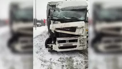 В Татарстане произошло массовое ДТП с участием трёх фур