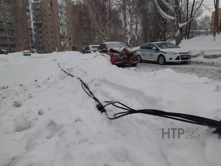 Пострадавший в результате ДТП автомобиль // Фото: НТР 24