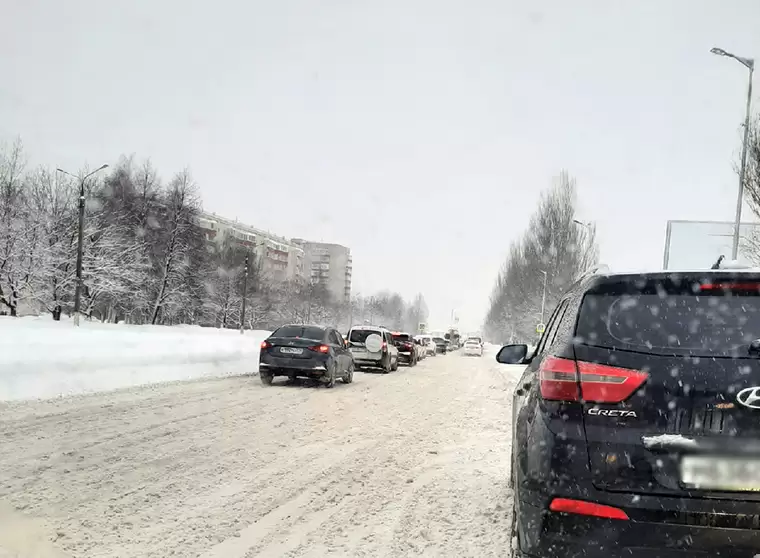 Нижнекамцы сравнили дороги со стиральной доской