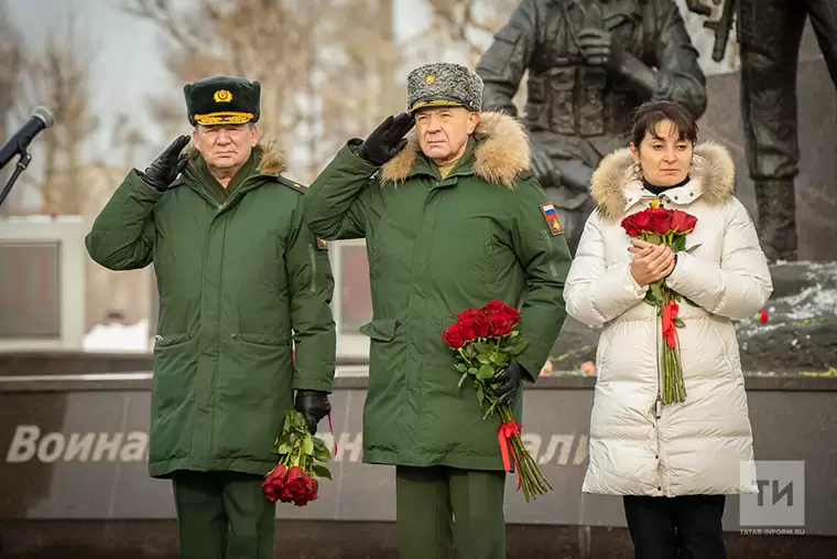 В Казани состоялся торжественный митинг, посвященный годовщине вывода войск из Афганистана