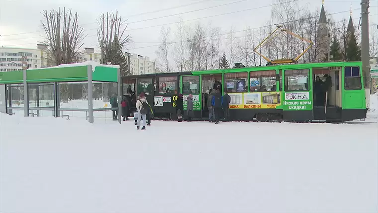 В одном из трамваев Набережных Челнов скончалась кондуктор