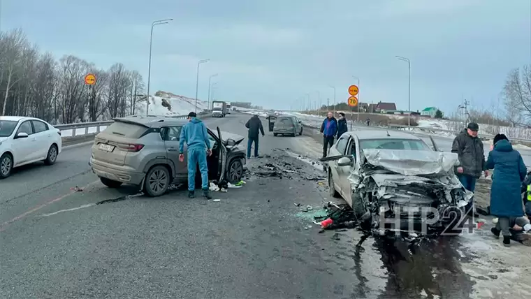 В ДТП на трассе в Татарстане пострадали два ребенка, проводится проверка