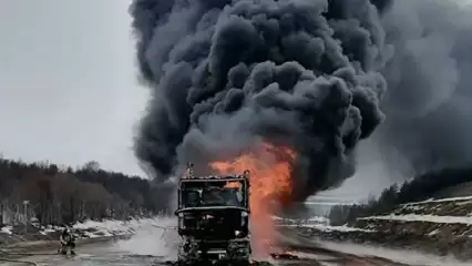 На трассе М-7 в Верхнеуслонском районе Татарстана сгорела фура с полиэтиленом