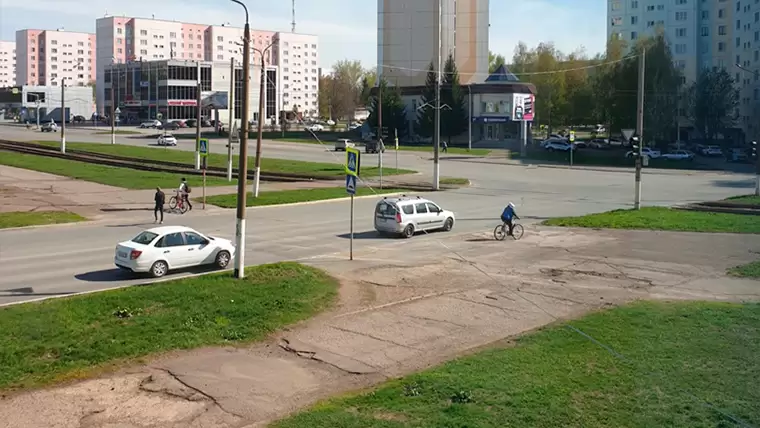 Жители Нижнекамска обсудили необходимость переноса опасного пешеходного перехода